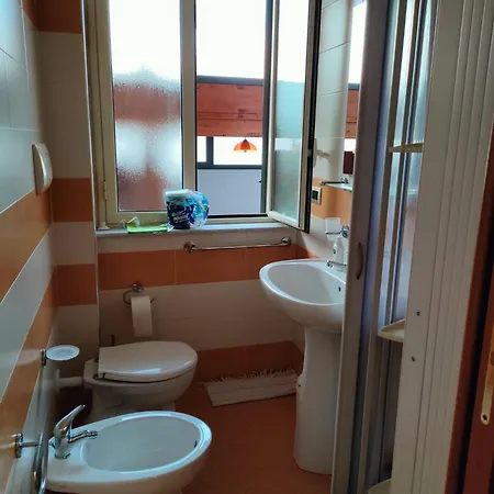 La Perla Di Ponente Apartment *