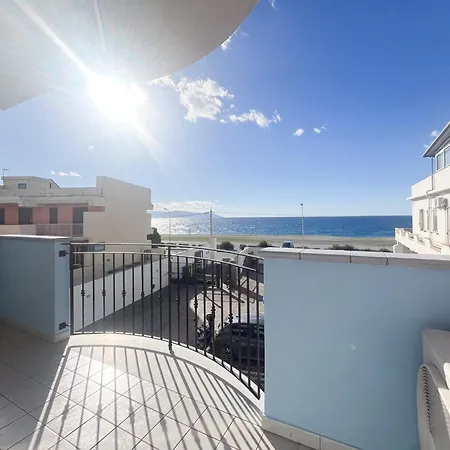 La Perla Di Ponente Apartman *