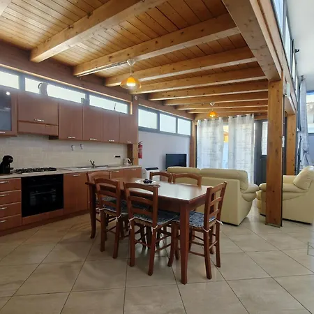 La Perla Di Ponente Apartman *